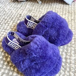 Toddler Ugg Slippers GUC